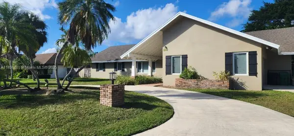 10341 SW 140th St, Miami, FL 33176