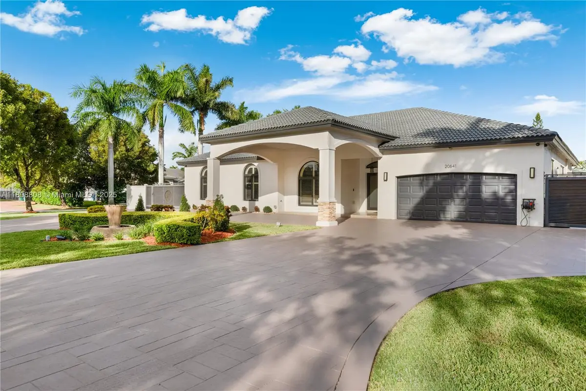 20641 SW 132nd Ct, Miami, FL 33177 - Image #1