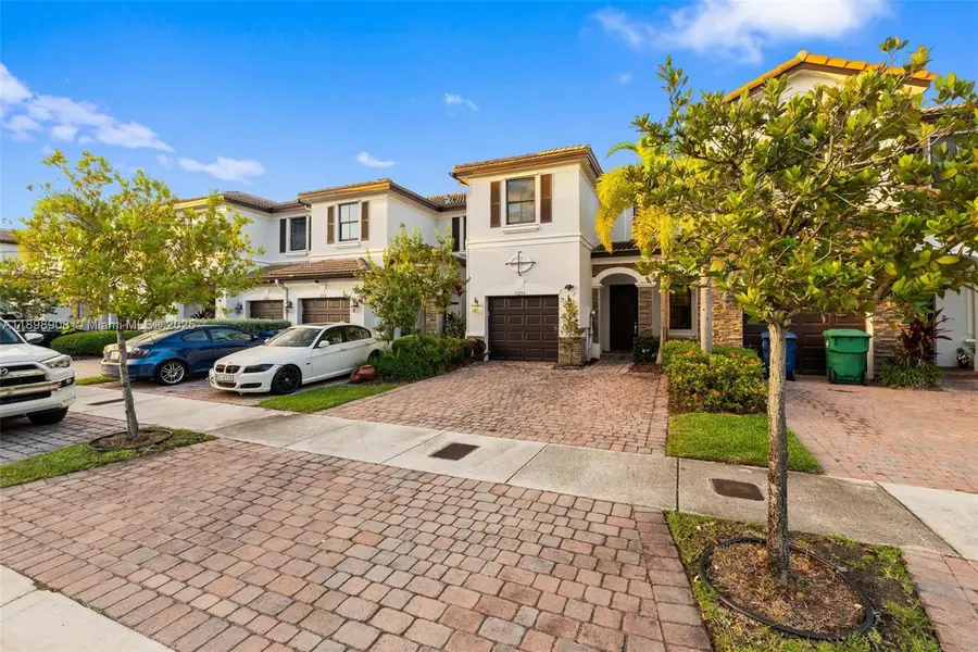 11255 NW 88th St, Doral, FL 33178 - Image #2