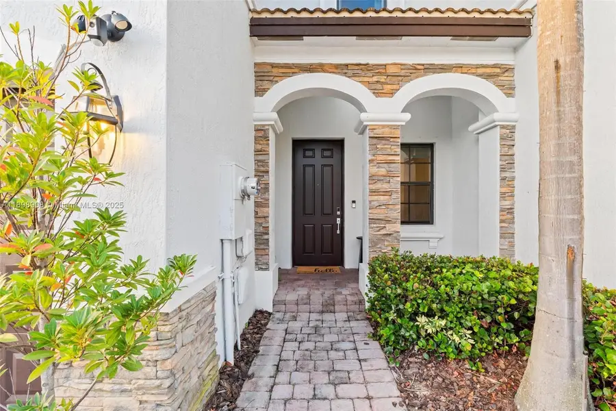 11255 NW 88th St, Doral, FL 33178 - Image #3