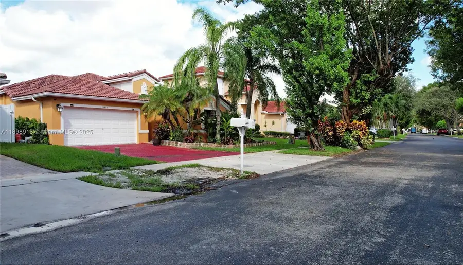 13463 SW 27th St, Miramar, FL 33027 - Image #2