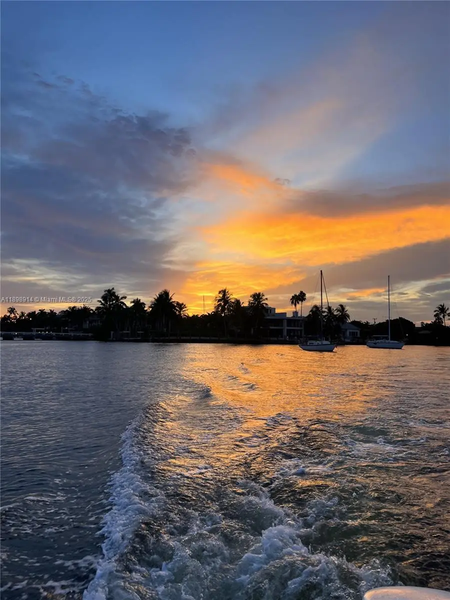 3050 NE 48th St #205, Fort Lauderdale, FL 33308 - Image #2