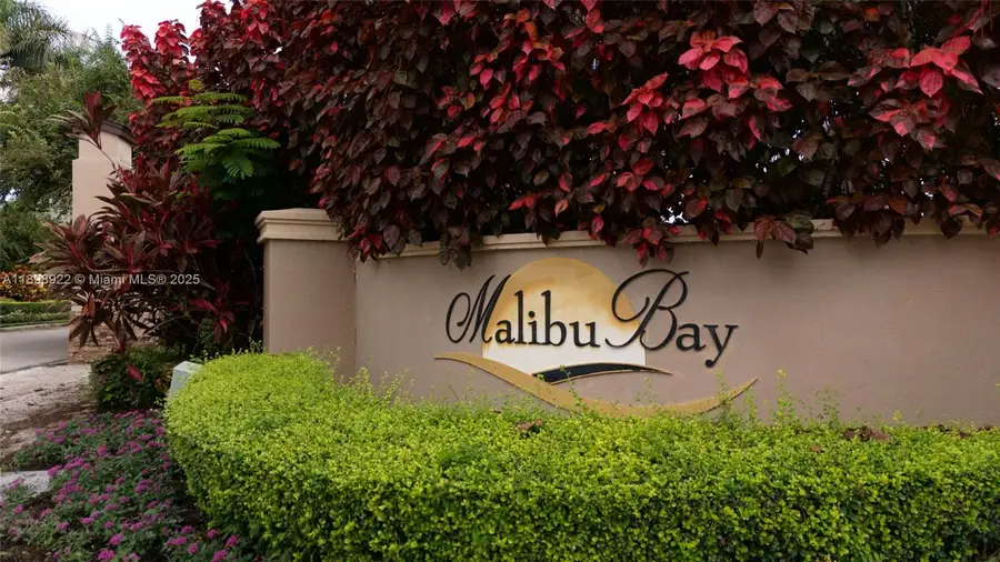 985 NE 34th Ave #202, Homestead, FL 33033 - Image #3