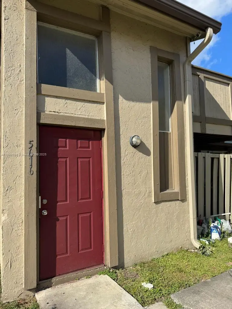5616 NW 21st St #30-E, Lauderhill, FL 33313 - Image #2