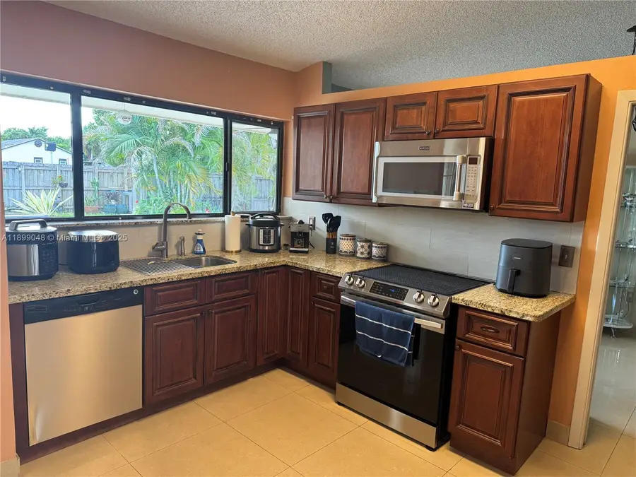 14700 SW 151st Ter, Miami, FL 33196 - Image #2