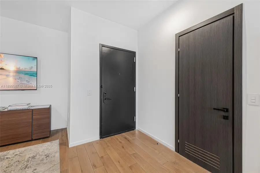 398 NE 5th St #3017, Miami, FL 33132 - Image #3