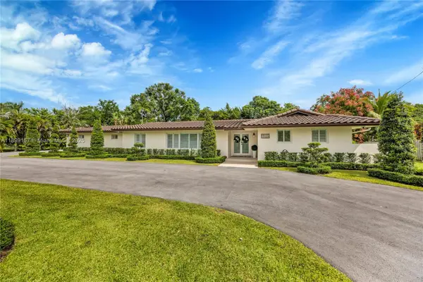 18455 SW 80th Ave, Cutler Bay, FL 33157