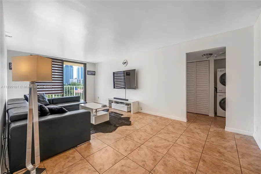 290 174th St #511, Sunny Isles Beach, FL 33160 - Image #3