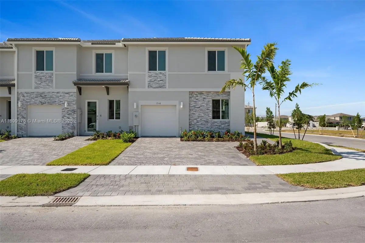 715 SE 15th St, Homestead, FL 33034 - Image #1
