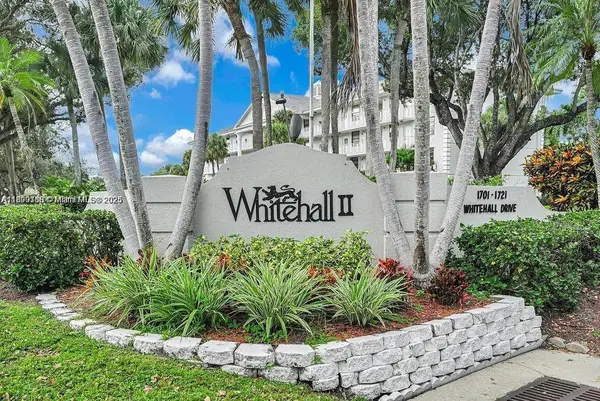 1705 Whitehall Dr #304, Davie, FL 33324