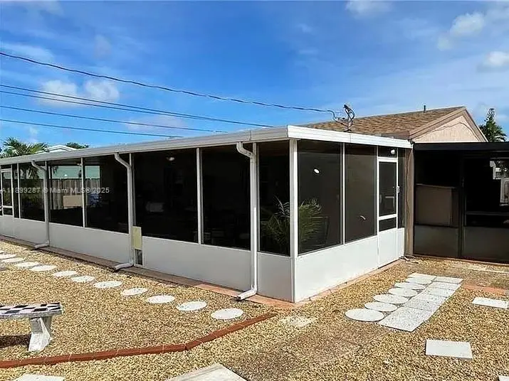 621 NE 61st St, Oakland Park, FL 33334 - Image #3