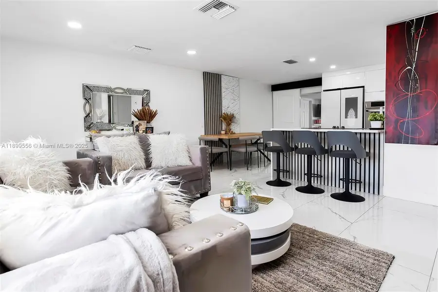 6108 NW 8th St, Margate, FL 33063 - Image #3