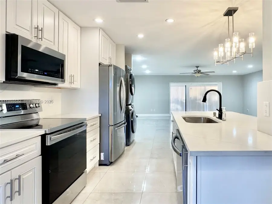 21643 Cypress Rd #14D, Boca Raton, FL 33433 - Image #2