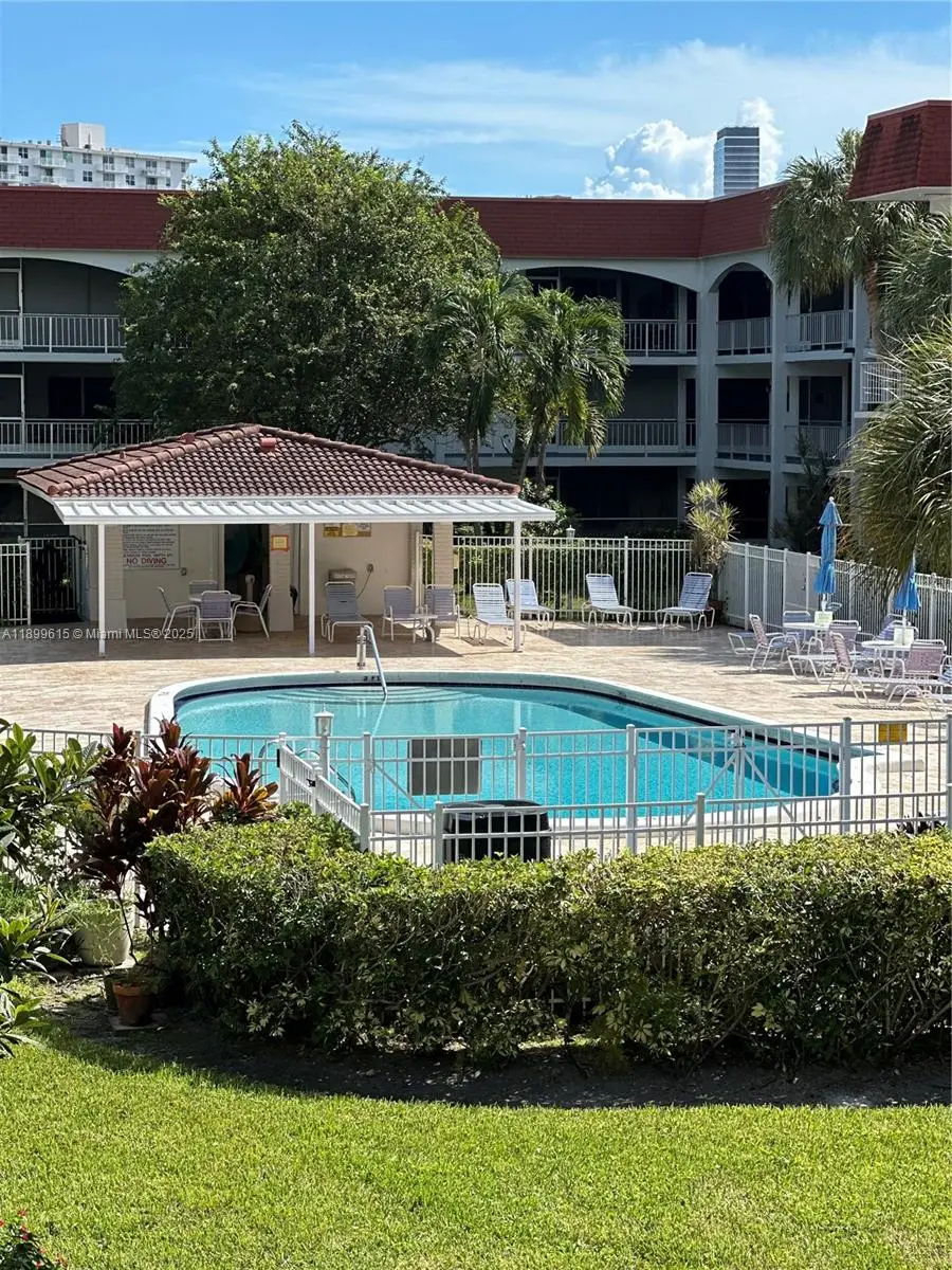 581 Blue Heron Dr #208-B, Hallandale Beach, FL 33009 - Image #2