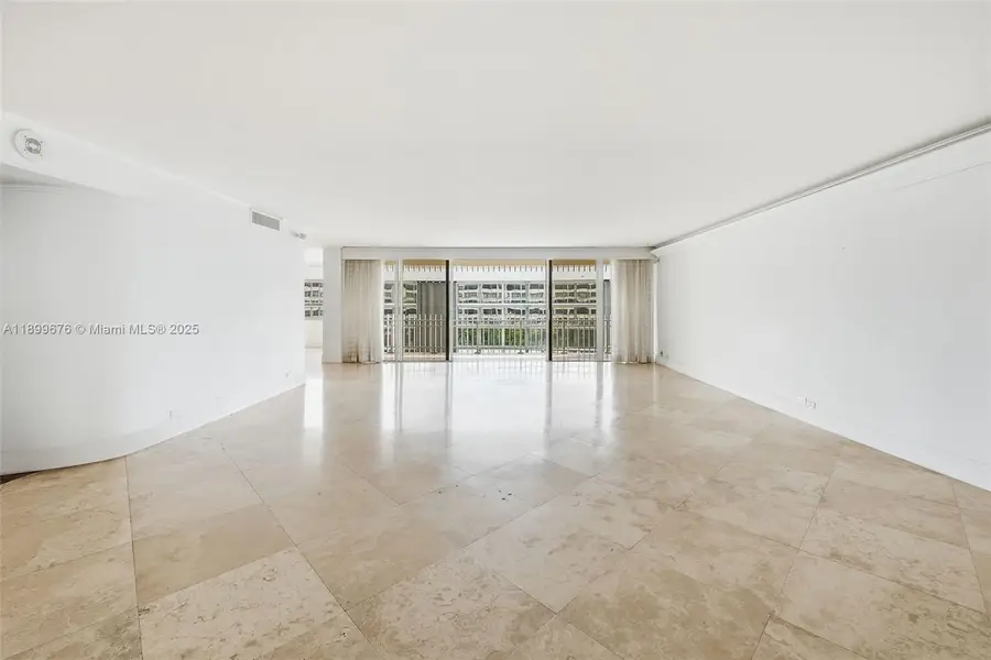 3 Grove Isle Dr #C605, Miami, FL 33133 - Image #2