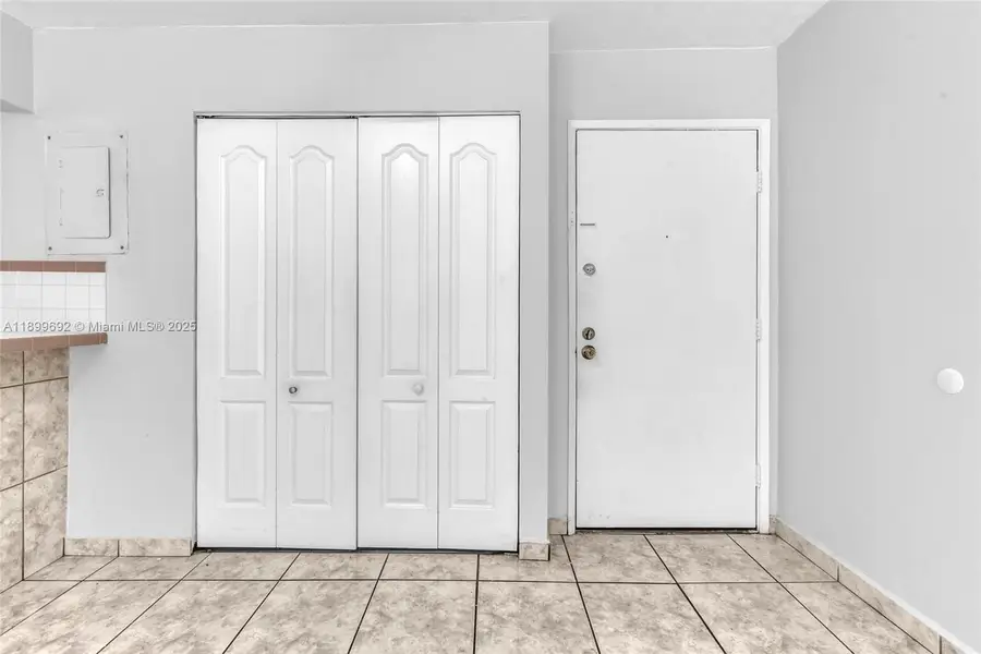 210 Fontainebleau Blvd #210, Miami, FL 33172 - Image #3