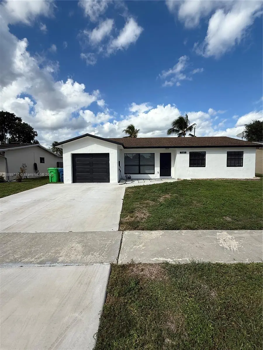 11411 NW 37th Pl, Sunrise, FL 33323 - Image #3