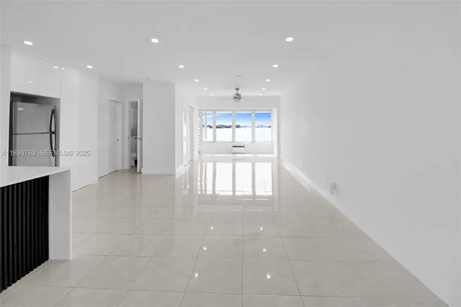 2700 NE 135th St #12, North Miami, FL 33181 - Image #2