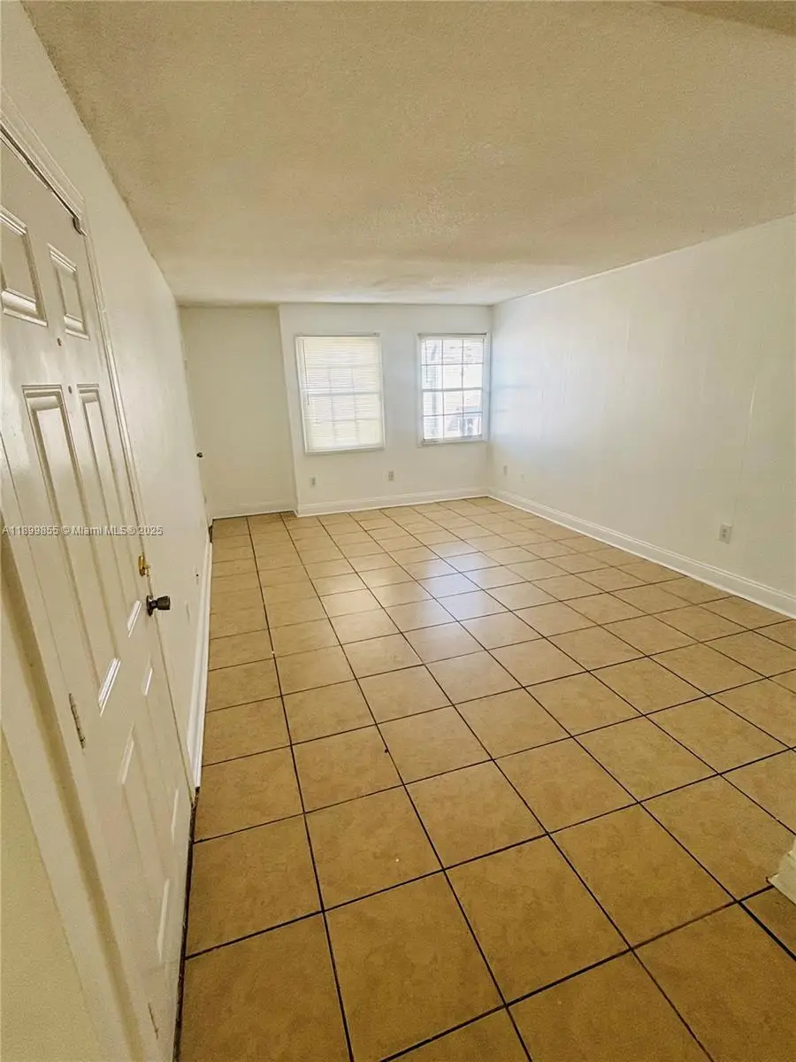 2777 L B Mcleod Rd #C, Orlando, FL 32805 - Image #3