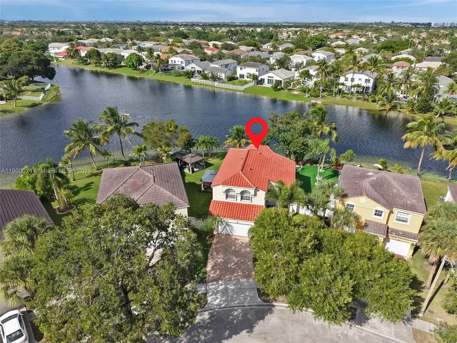 15865 NW 7th St, Pembroke Pines, FL 33028 - Image #2