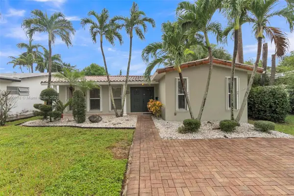 1234 Buchanan St, Hollywood, FL 33019