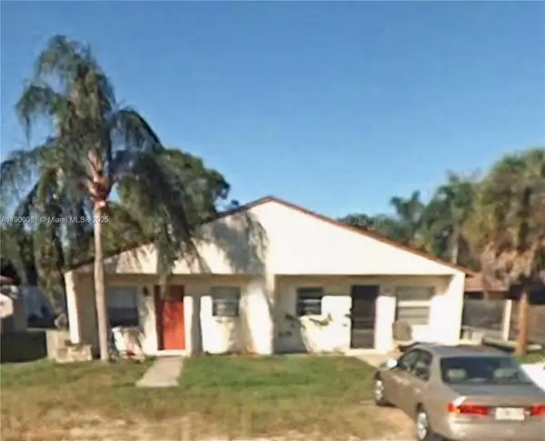 840 Hand Ave, Sarasota, FL 34232