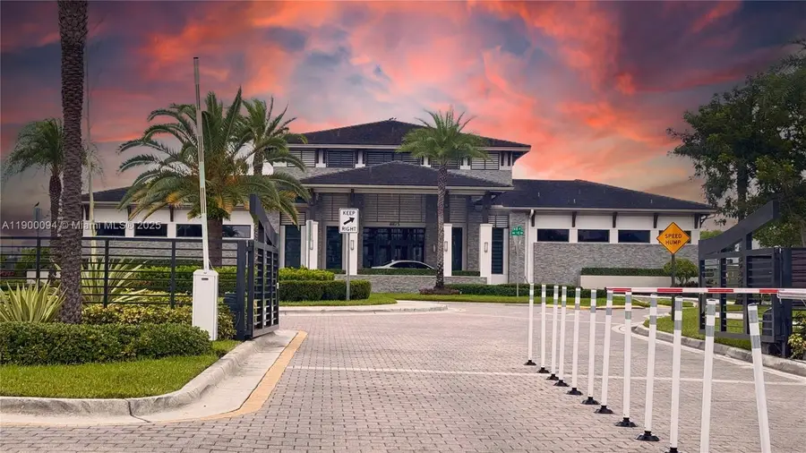 15593 NW 91st Ct, Miami Lakes, FL 33018 - Image #3