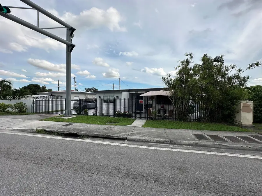 6060 NW 7th St, Miami, FL 33126 - Image #2