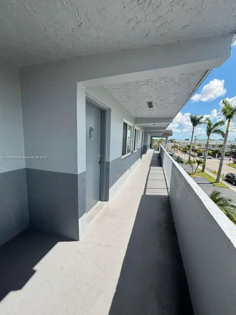 11005 SW 1st St #302, Sweetwater, FL 33174 - Image #2