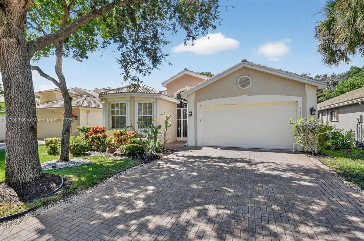 7915 Sundial Harbor Pt, Lake Worth, FL 33467 - Image #1