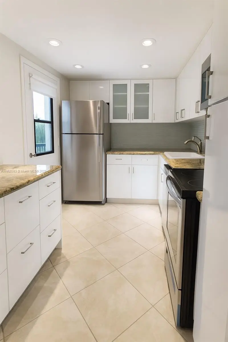 3475 N Country Club Dr #115, Aventura, FL 33180 - Image #2