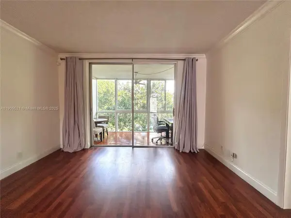 6005 Del Lago Cir #210, Sunrise, FL 33313