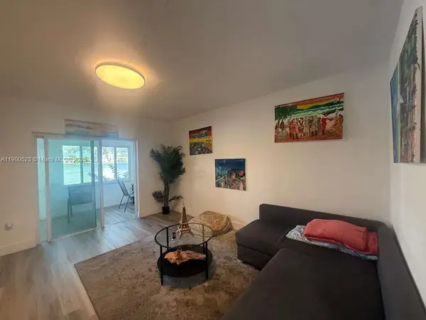 18900 NE 3rd Ct #509, Miami, FL 33179