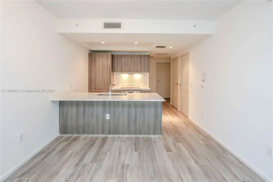 801 S Miami Ave #3306, Miami, FL 33130 - Image #3