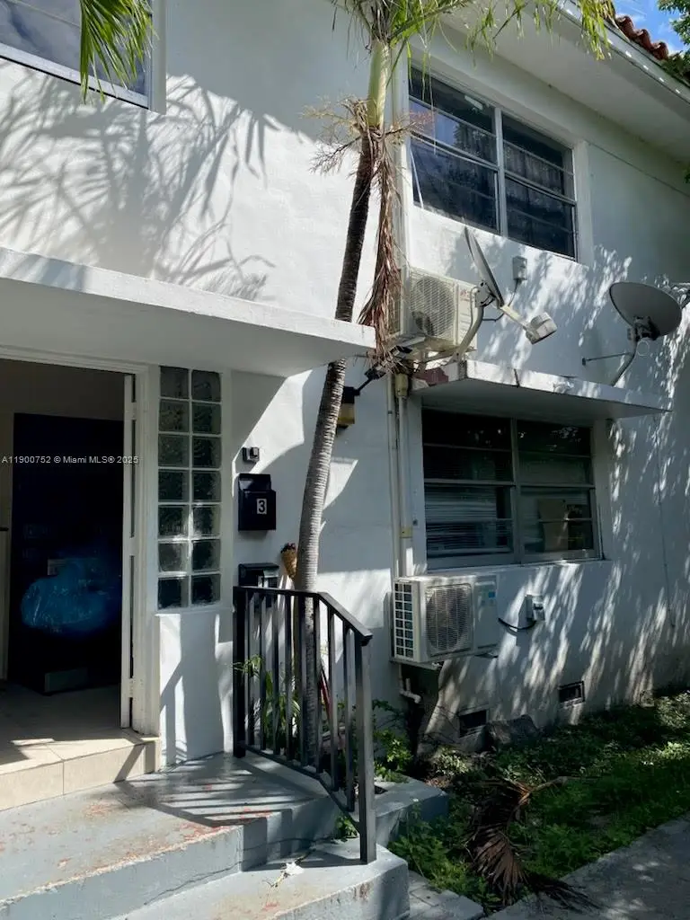 1949 Marseille Dr, Miami Beach, FL 33141 - Image #2