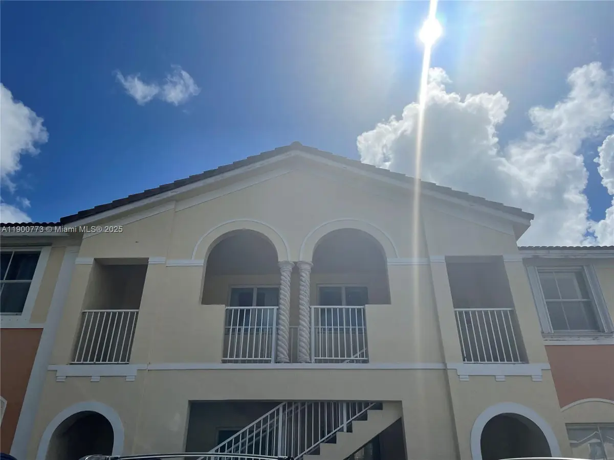 2835 SE 16th Ave #201, Homestead, FL 33035 - Image #1