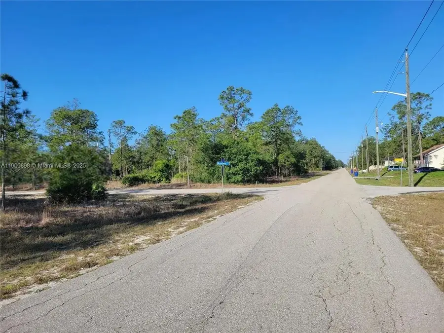 1600 E 15th St, Lehigh Acres, FL 33972 - Image #2