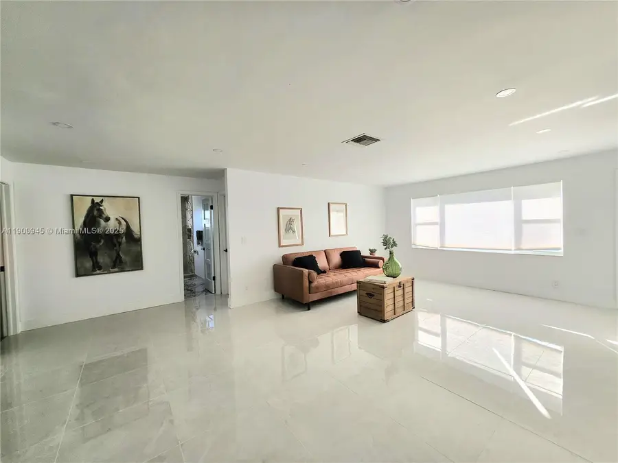 1254 NW 82nd Ave, Plantation, FL 33322 - Image #2