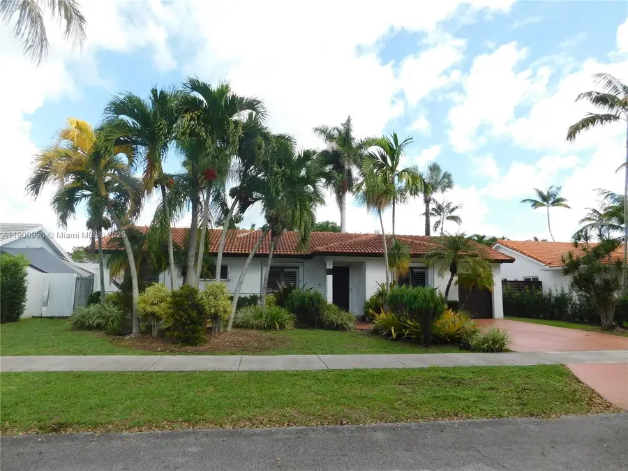 12925 SW 207th Ln, Miami, FL 33177 - Image #3