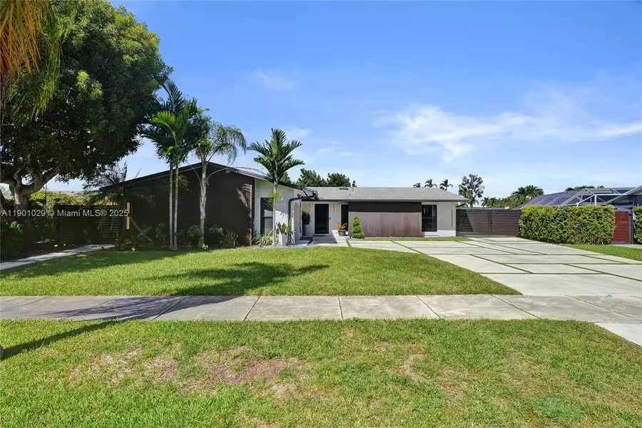 9371 SW 185th Ter, Cutler Bay, FL 33157 - Image #3