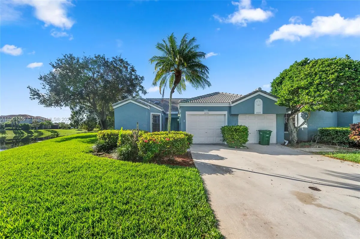 8220 Waterford Ln, Tamarac, FL 33321 - Image #1