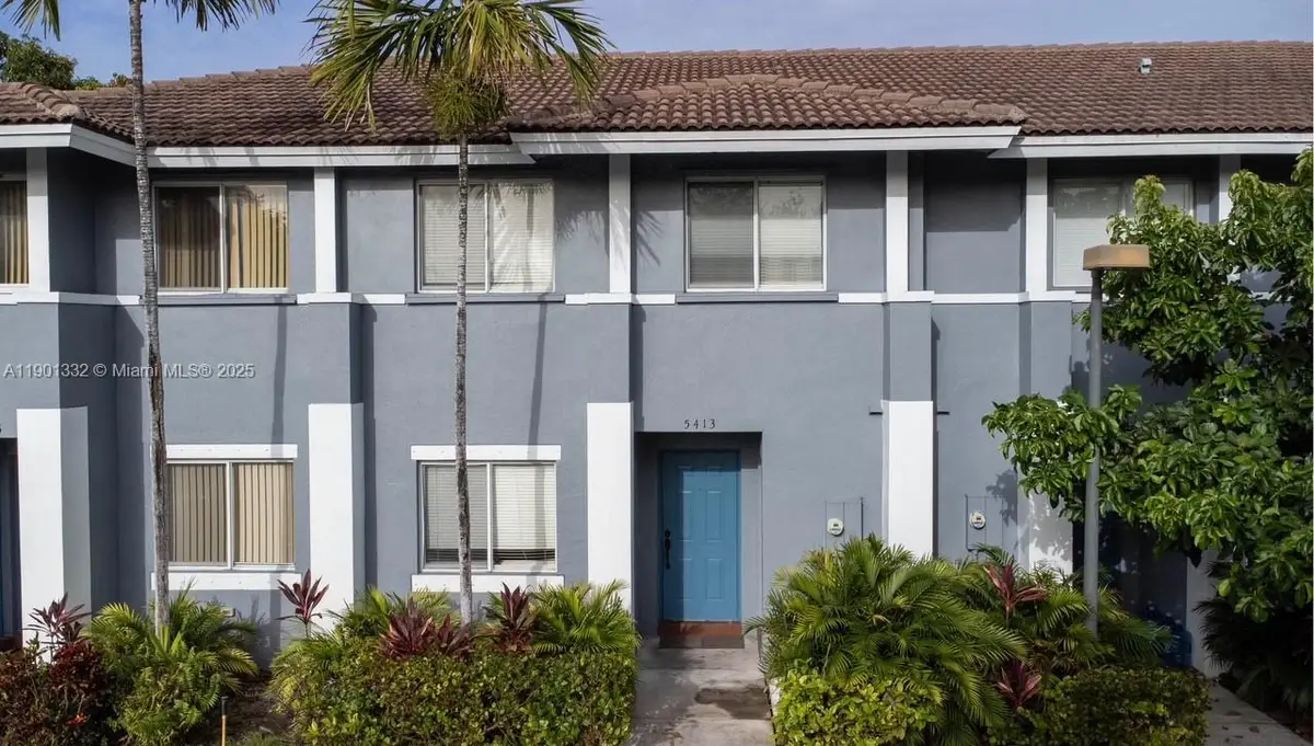 5413 SW 41st St, Pembroke Park, FL 33023 - Image #1