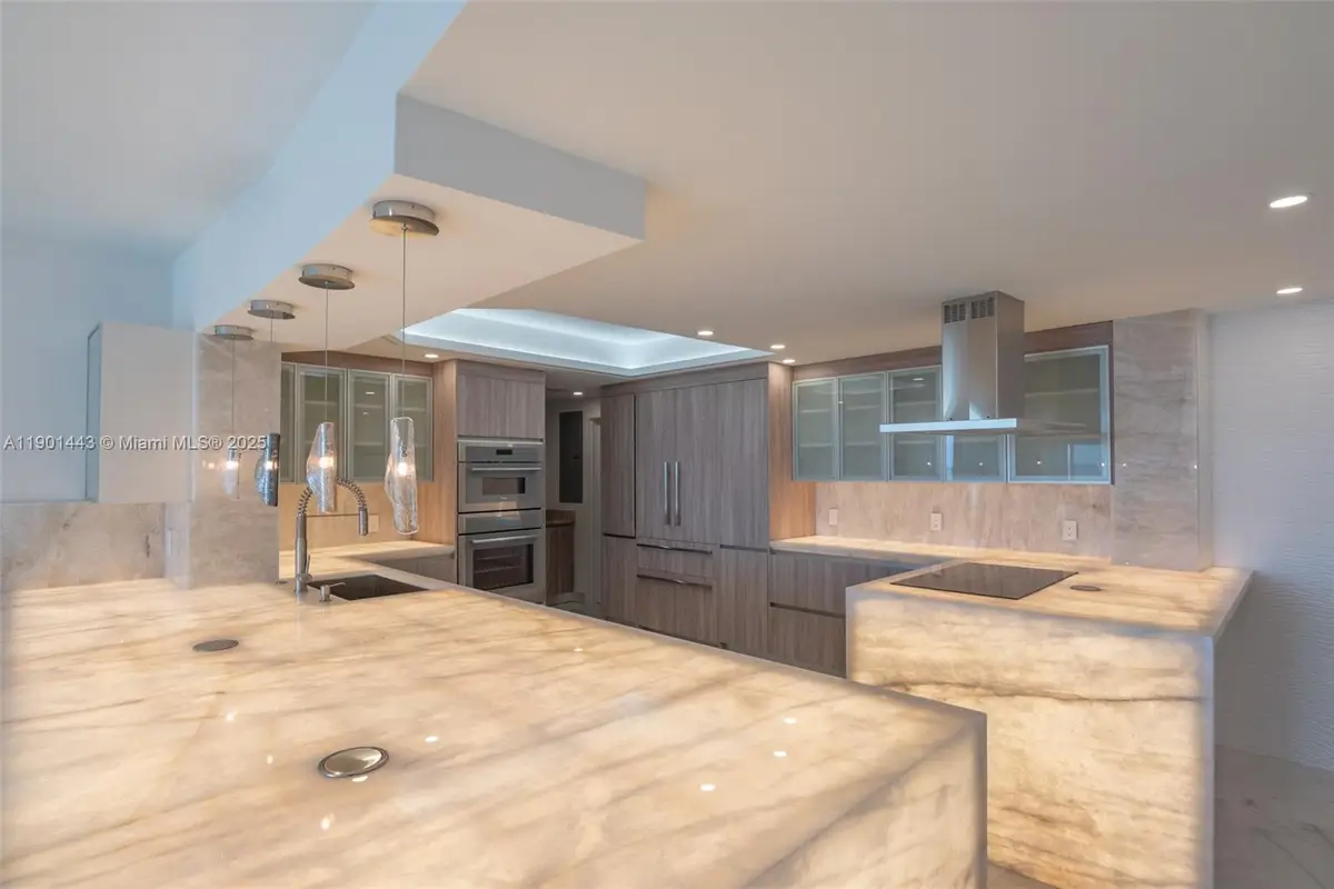 700 S Ocean Blvd #504, Boca Raton, FL 33432 - Image #1