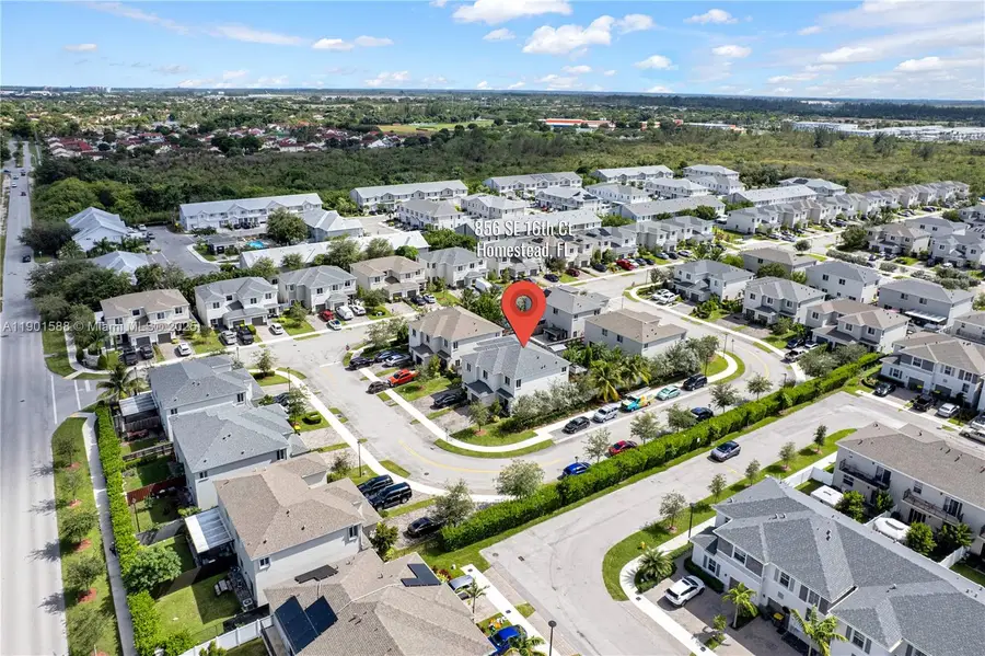 856 SE 16th Ct, Homestead, FL 33034 - Image #3