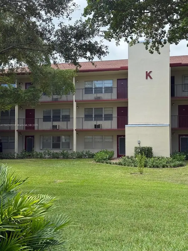 100 SW 132nd Way #205K, Pembroke Pines, FL 33027