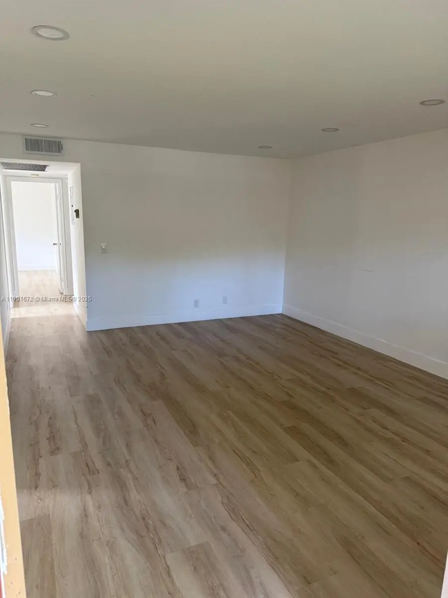 100 SW 132nd Way #205K, Pembroke Pines, FL 33027 - Image #2