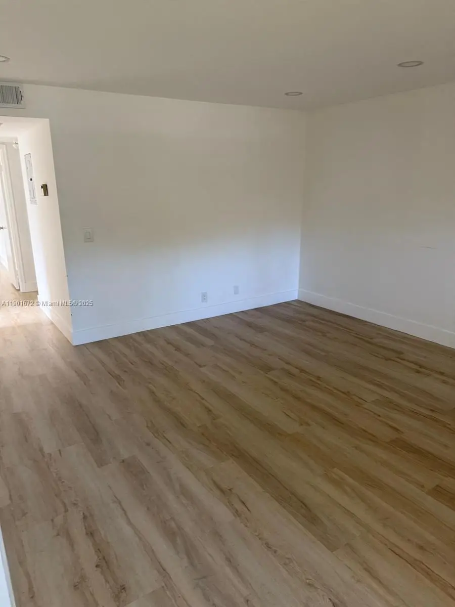 100 SW 132nd Way #205K, Pembroke Pines, FL 33027 - Image #3