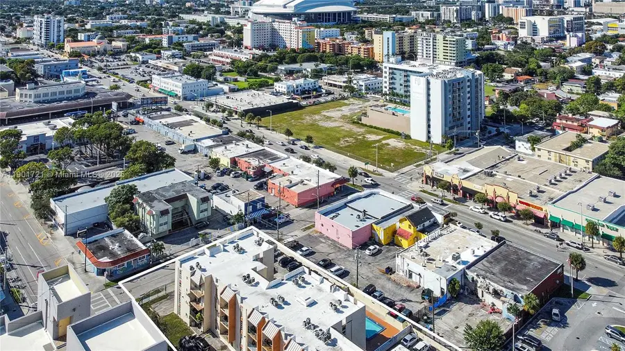 1051 SW 1st St #110, Miami, FL 33130 - Image #3