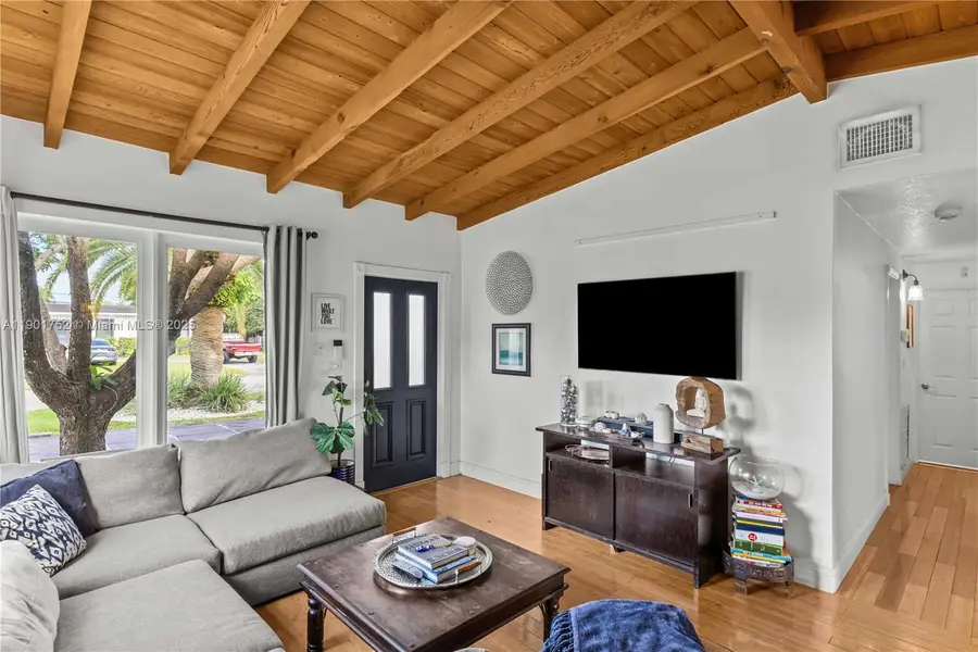 5344 SW 90th Ct, Miami, FL 33165 - Image #2