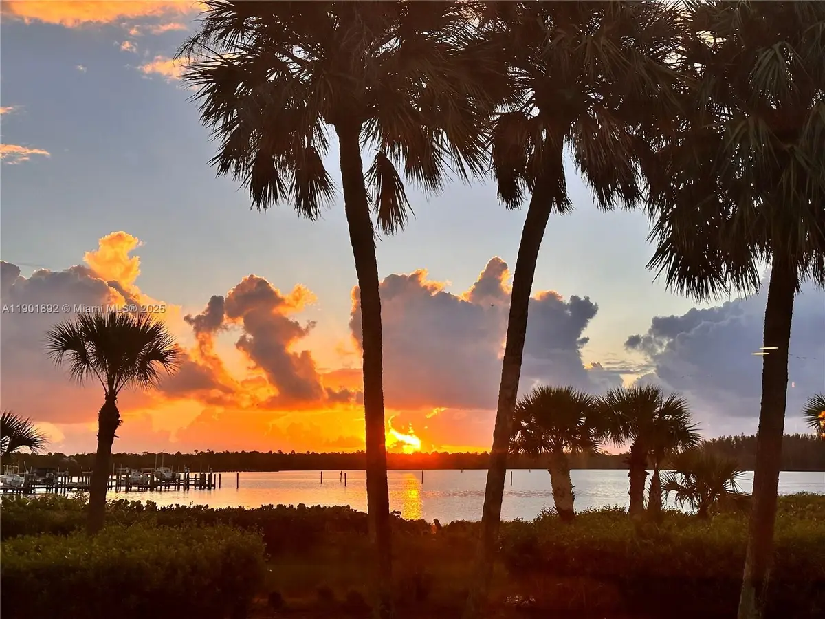 6102 SE Landing Way #2, Stuart, FL 34997 - Image #1